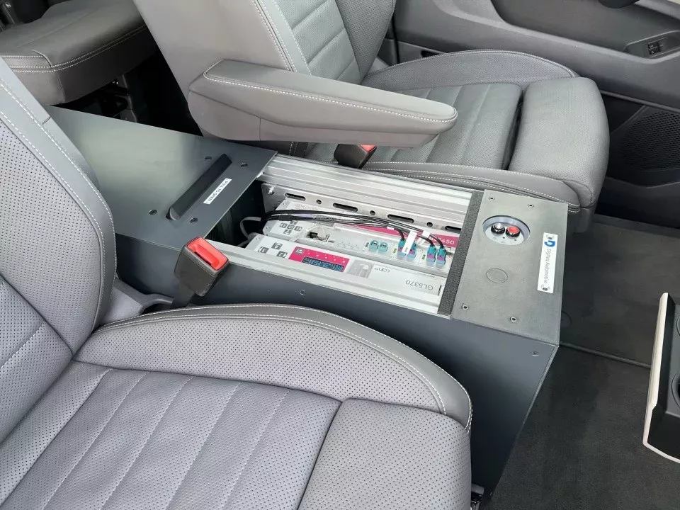 LOG 2.0 custom build